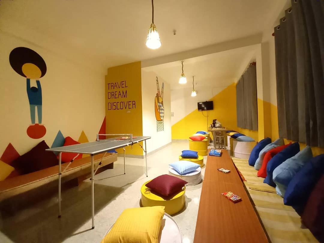 Nomads Hostel Tosh Exteriér fotografie